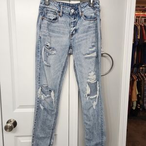American Eagle Tomgirl Jean